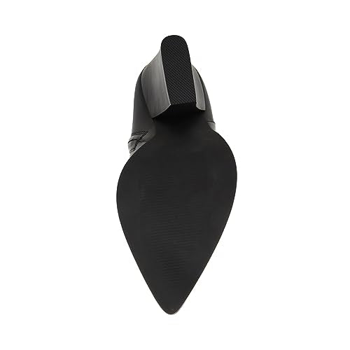 Minimalist Black Steve Madden Rickki Leather Ankle Boot