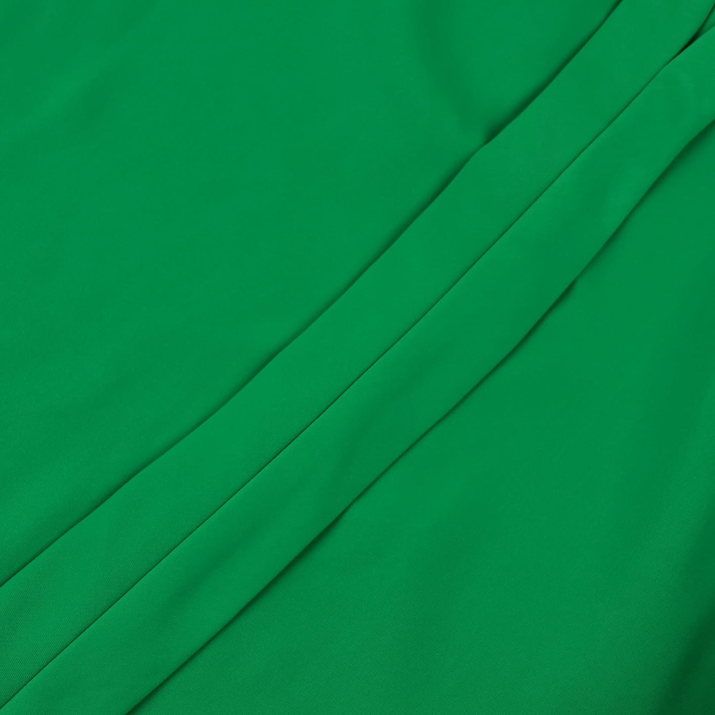 Minimalist Green Women's Short Sleeve V Neck Flowy Blouse