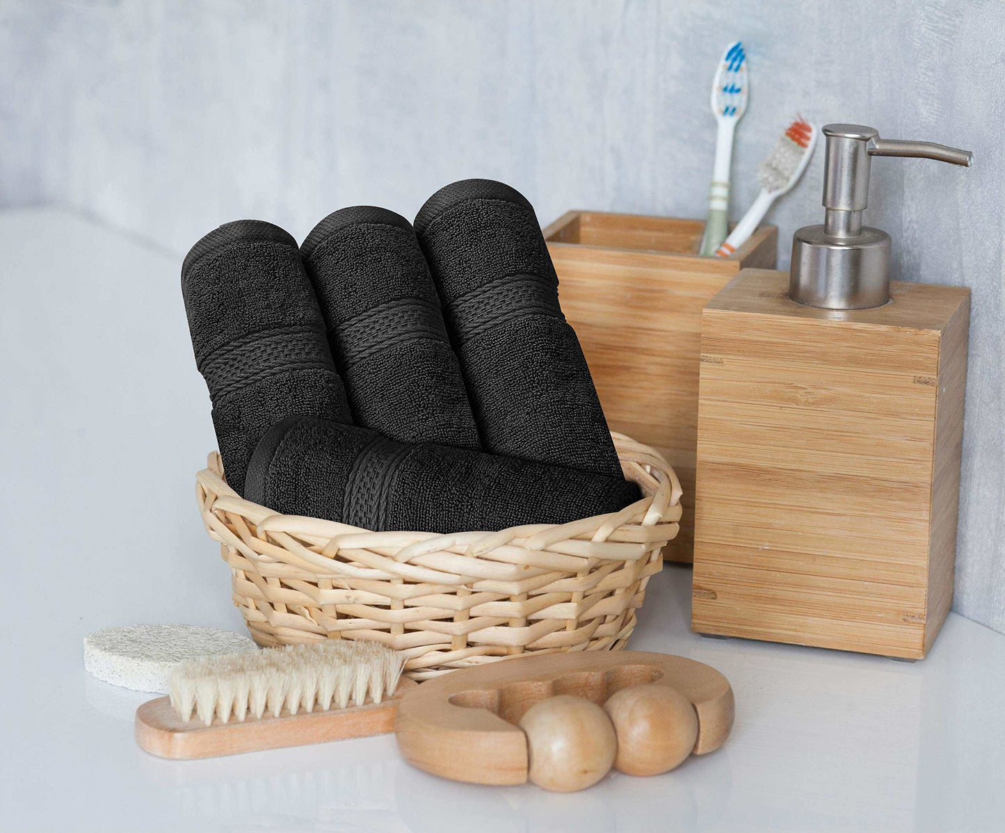Minimalist Black 8-Piece Premium Towel Set, 2 Bath Towels, 2 Hand Towels, and 4 Wash Cloths