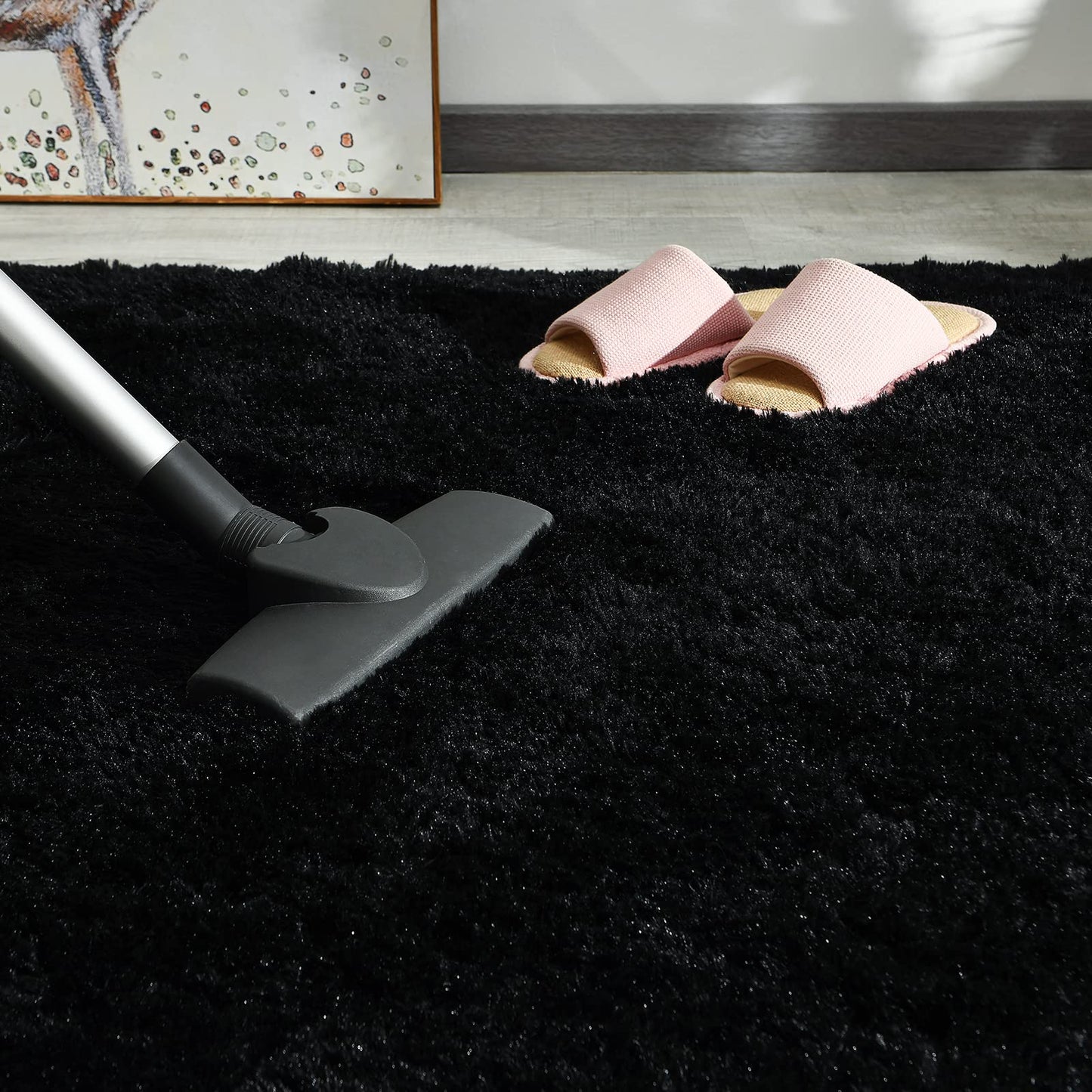 Minimalist Black Plush 4'x6' Indoor Rug