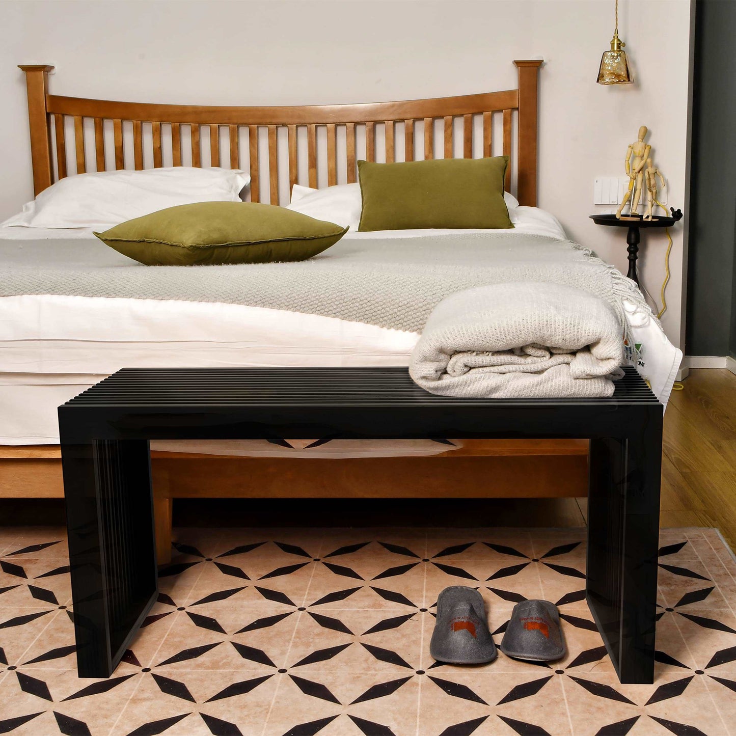 Minimalist Black Bamboo Bench: Sustainable Design with Grille-Inspired Details