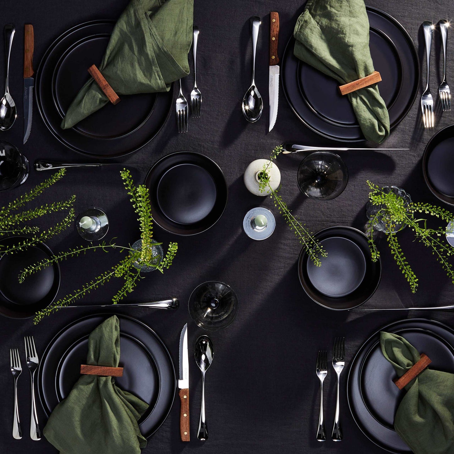 Minimalist Black Dinnerware Set, Service for 4